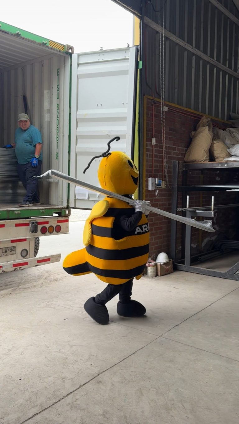 Instagram post from aravachile. This post is in position 1.