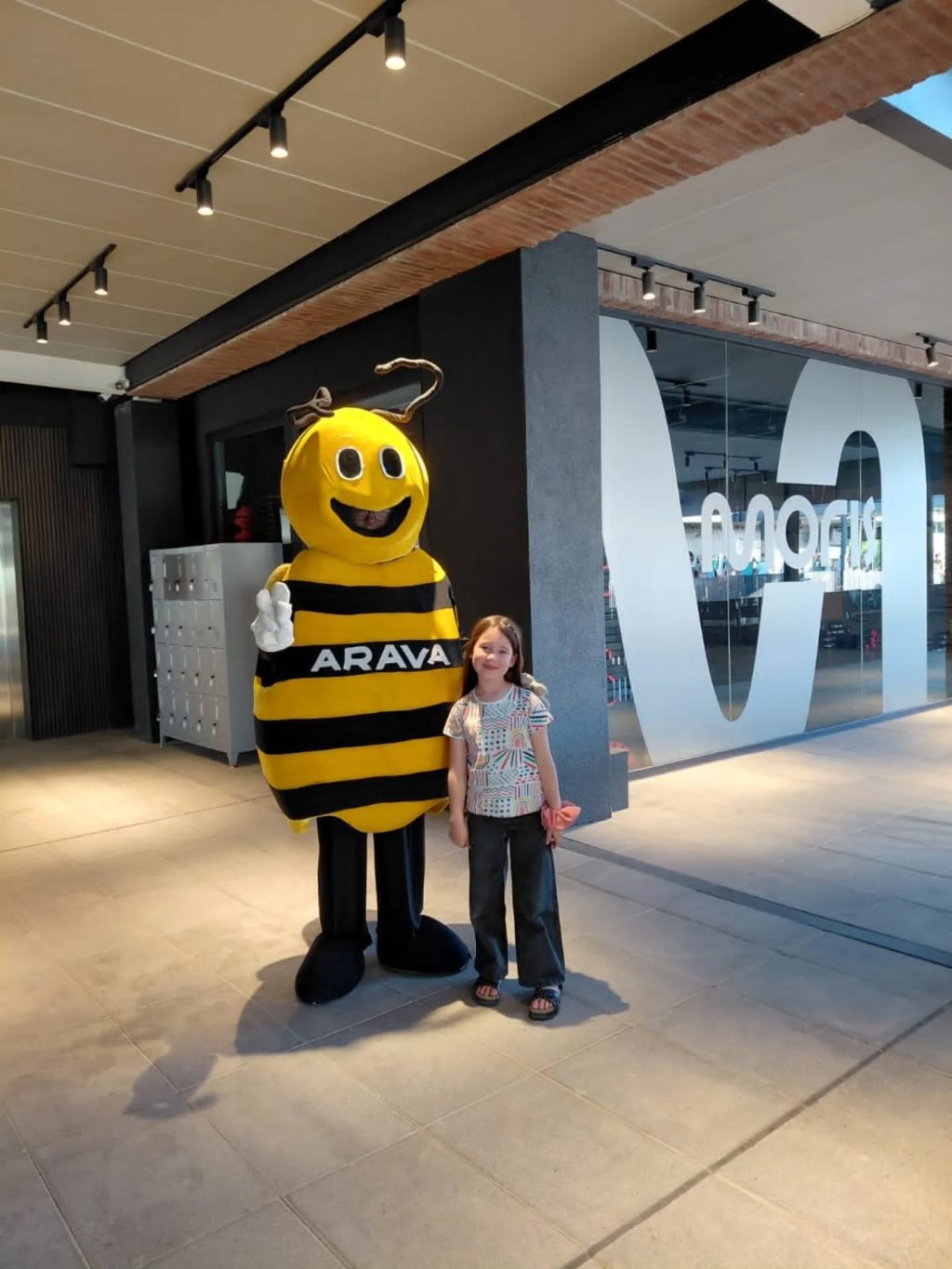 Instagram post from aravachile. This post is in position 1.